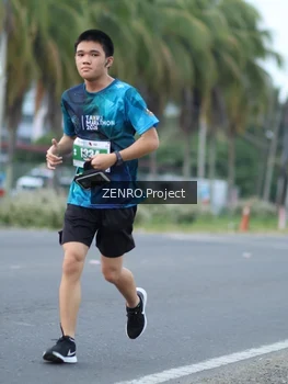 Runner Photo 4926695