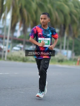 Runner Photo 4926816