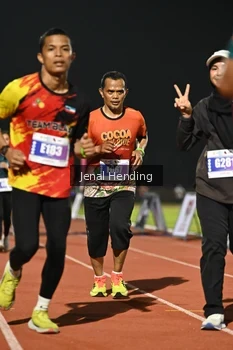 Runner Photo 4927159