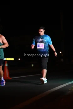 Runner Photo 4927313