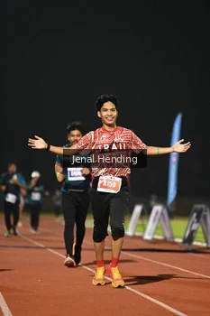 Runner Photo 4927343