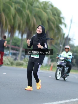 Runner Photo 4927354
