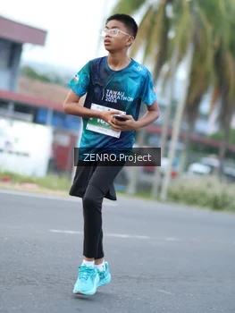 Runner Photo 4927409