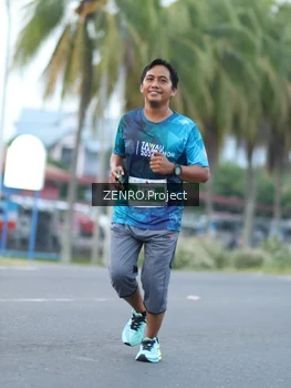Runner Photo 4927547