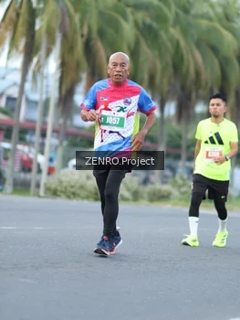 Runner Photo 4927565
