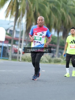 Runner Photo 4927657