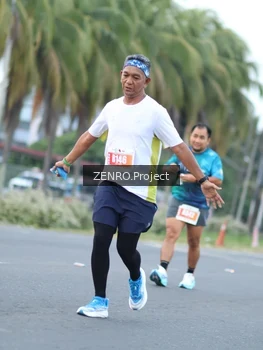 Runner Photo 4927679