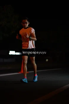Runner Photo 4928016
