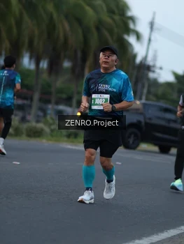 Runner Photo 4928066