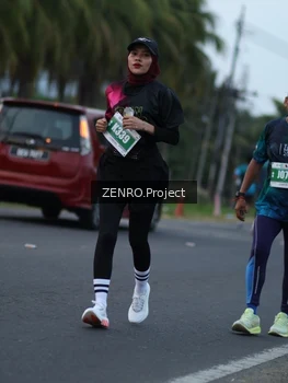Runner Photo 4928101