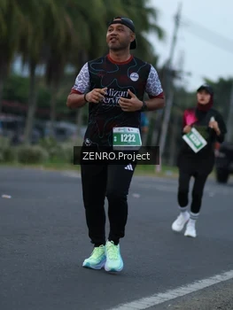 Runner Photo 4928103