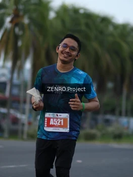 Runner Photo 4928178