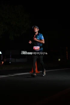Runner Photo 4928196