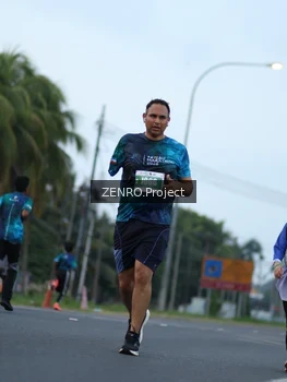 Runner Photo 4928213