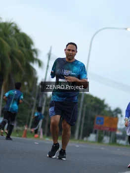 Runner Photo 4928310