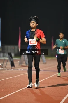 Runner Photo 4928318