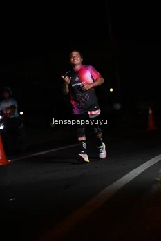 Runner Photo 4928571