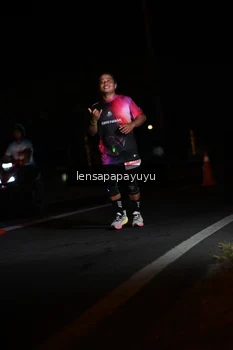 Runner Photo 4928572