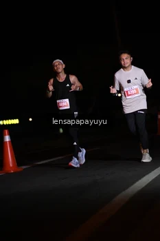 Runner Photo 4928573