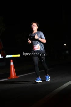 Runner Photo 4928591