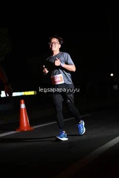 Runner Photo 4928597