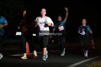 Runner Photo 4928823