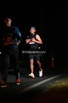 Runner Photo 4929023