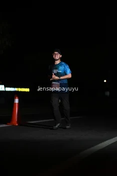 Runner Photo 4929060