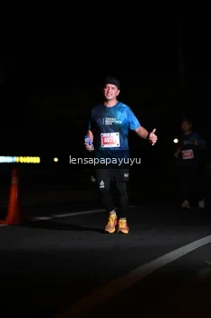 Runner Photo 4929174