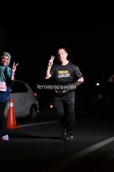 Runner Photo 4929218