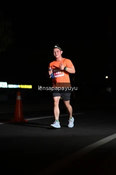 Runner Photo 4929375