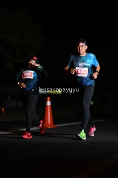 Runner Photo 4929394