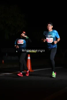 Runner Photo 4929395