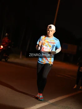 Runner Photo 4929623