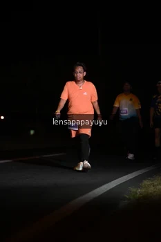 Runner Photo 4929678