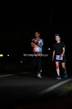 Runner Photo 4929725