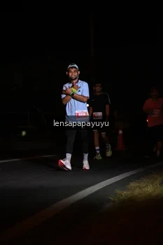 Runner Photo 4929843