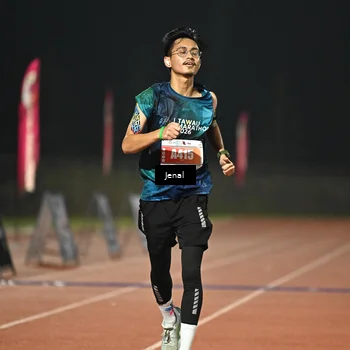Runner Photo 4929871