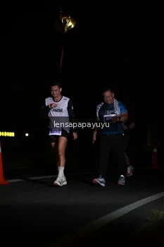 Runner Photo 4929937