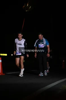Runner Photo 4929947