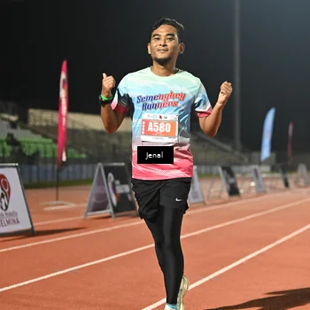 Runner Photo 4929963