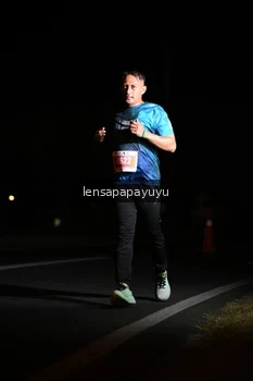 Runner Photo 4929974