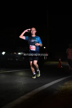 Runner Photo 4929992