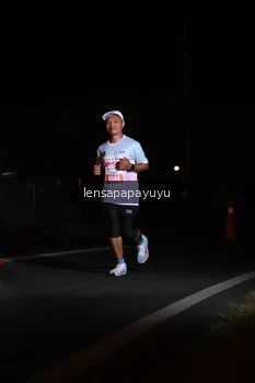 Runner Photo 4930001