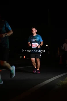 Runner Photo 4930056