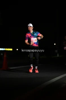 Runner Photo 4930111
