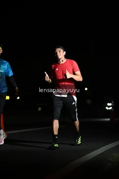 Runner Photo 4930274