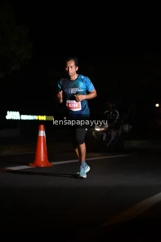 Runner Photo 4930321