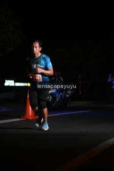Runner Photo 4930333