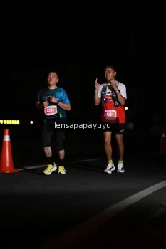 Runner Photo 4930334